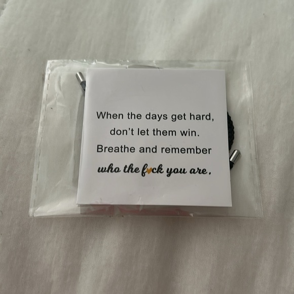 Black and Silver Inspirational Slide Bracelet "DON'T LET THE HARD DAYS WIN' - Picture 6 of 6